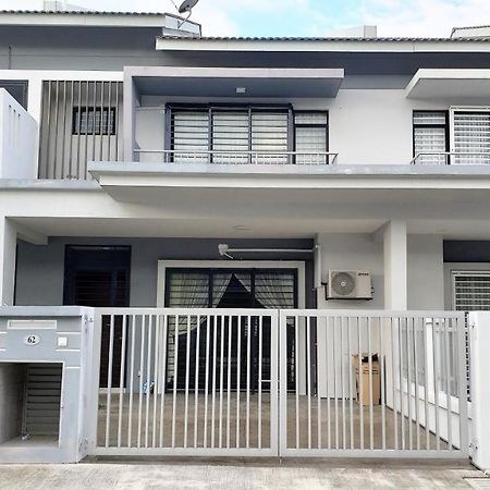 קואלה לומפור Sr Home-Stay @ Klia מראה חיצוני תמונה
